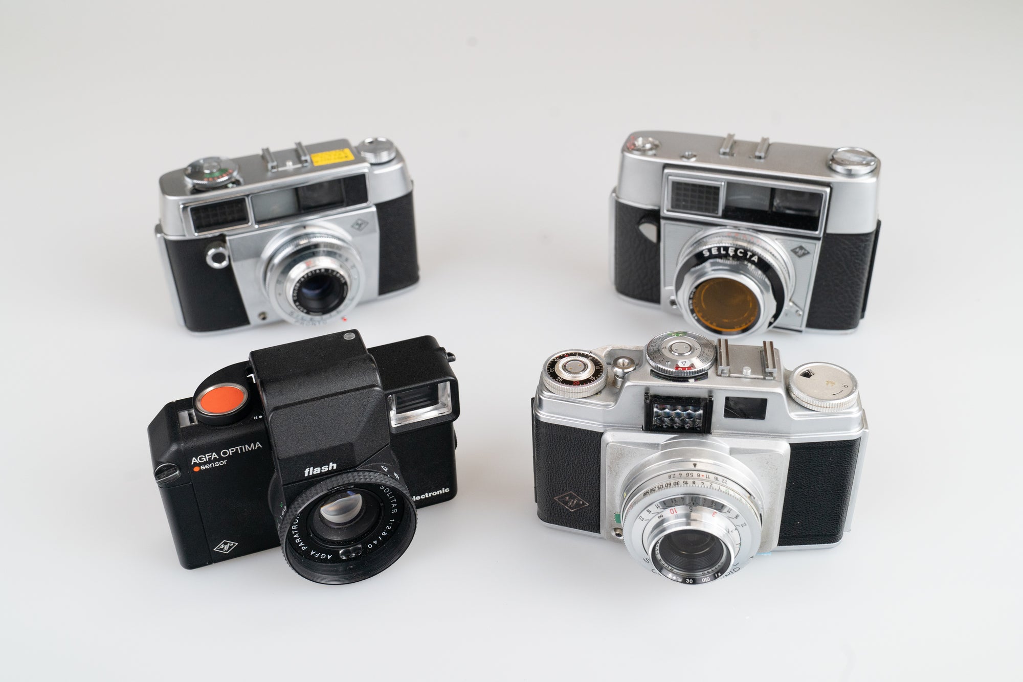 Pakke med 4 Agfa-kameraer – 1960- og 70-tallet