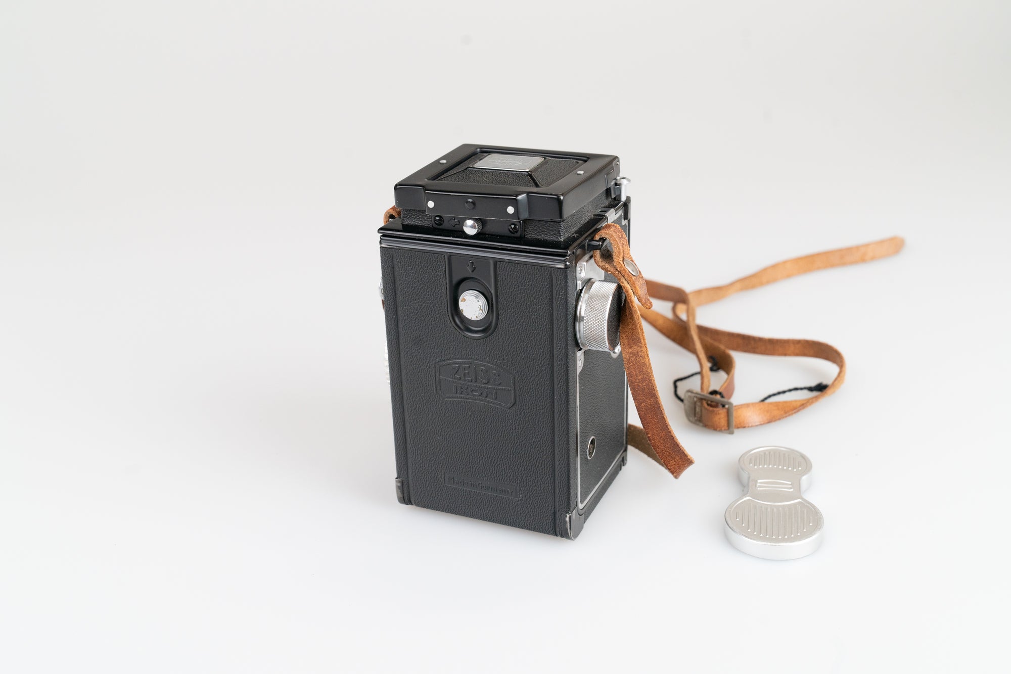Ikoflex Zeiss Ikon TLR – klassisk toøyd speilrefleks