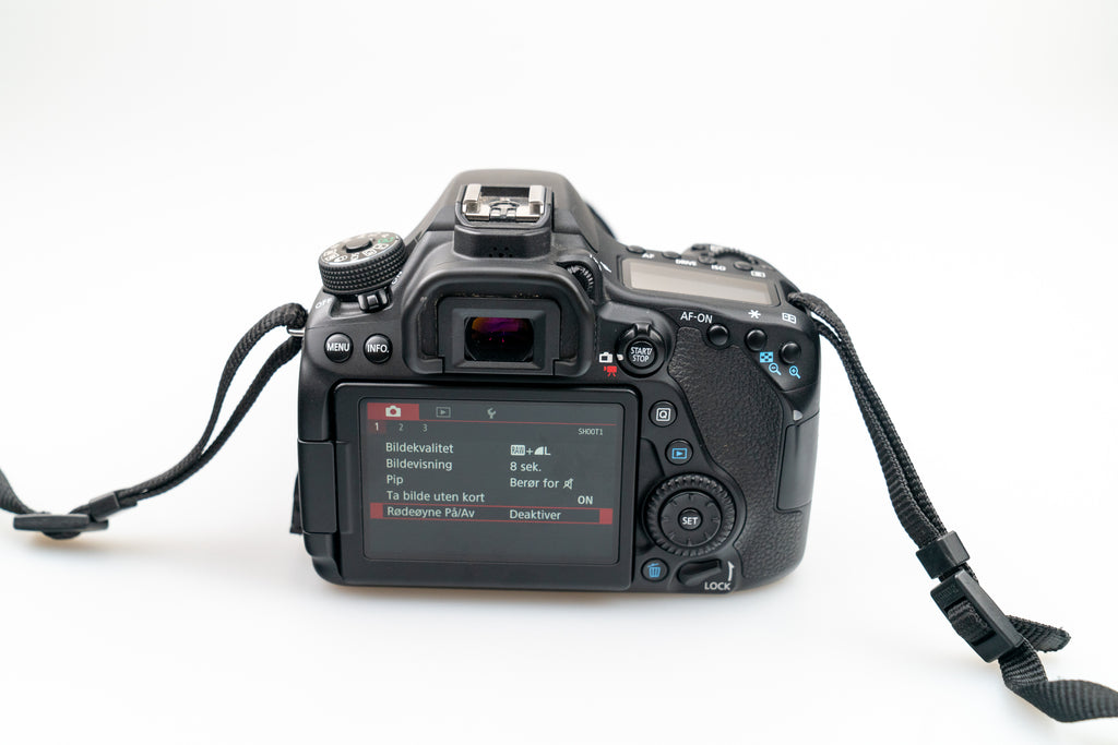 Canon EOS 80D + Sigma 18-300mm f/3.5-6.3 + 50mm f1.8