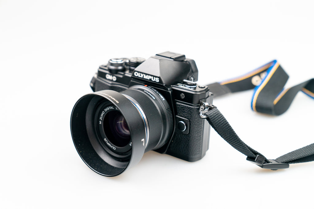 Olympus OM-D E-M10 Mark II med 25mm f/1.8