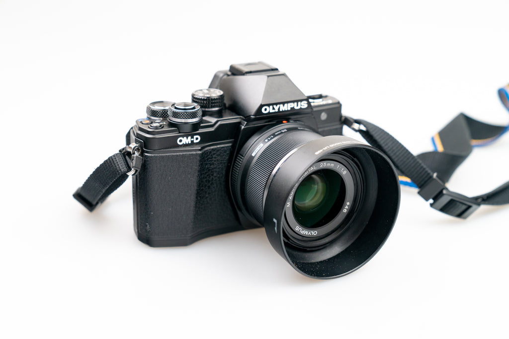 Olympus OM-D E-M10 Mark II med 25mm f/1.8