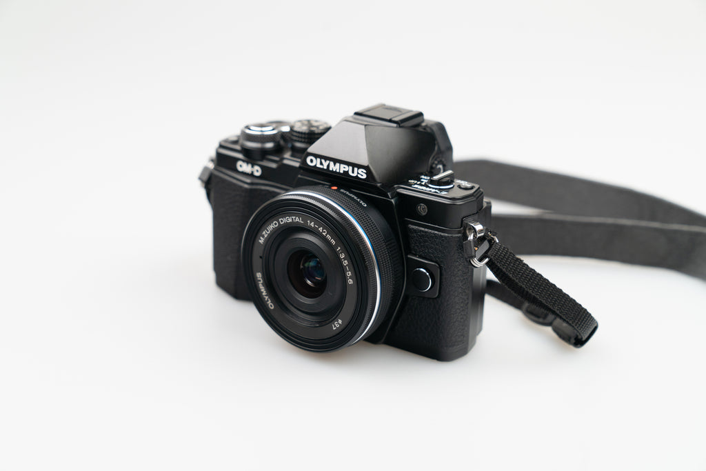 Olympus OM-D E-M10 Mark II med 14–42mm f/3.5–5.6