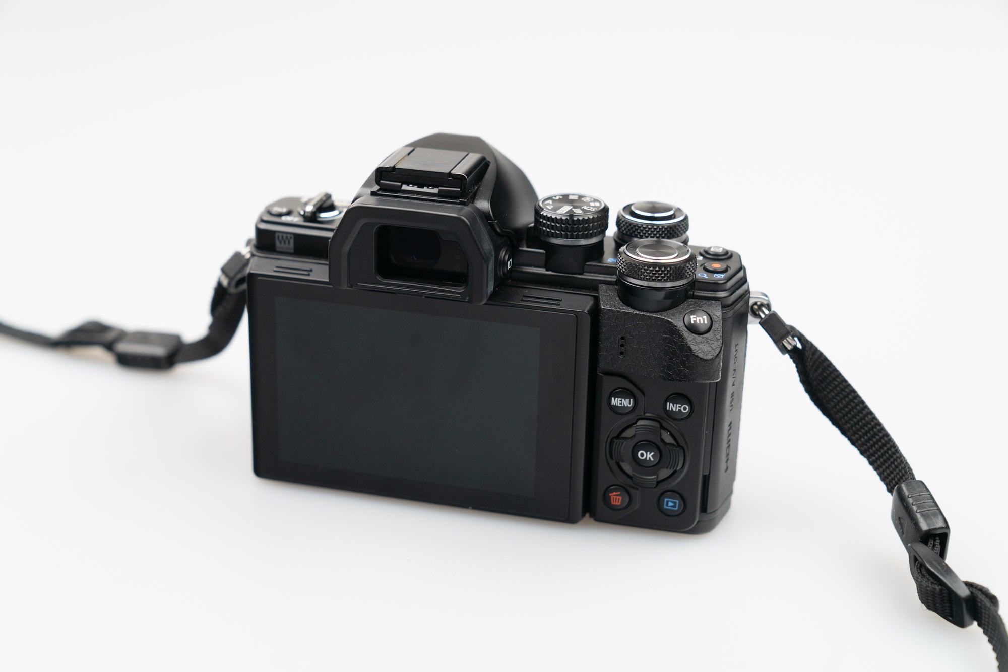 Olympus OM-D E-M10 Mark II med 14–42mm f/3.5–5.6