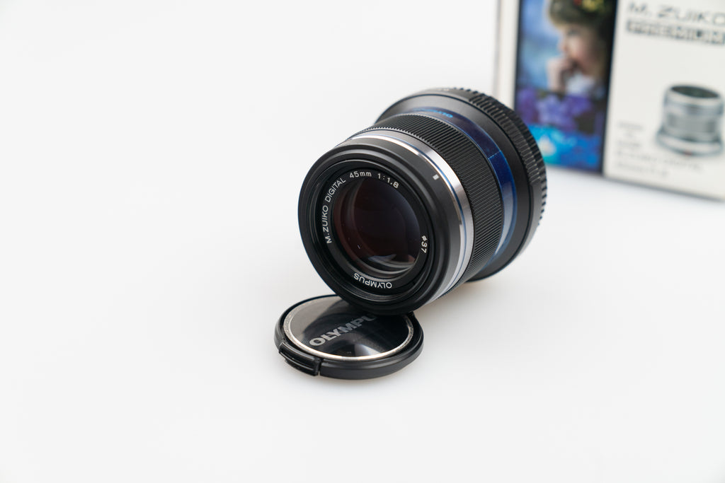 Olympus M.Zuiko 45mm f/1.8 – tilnærmet ubrukt