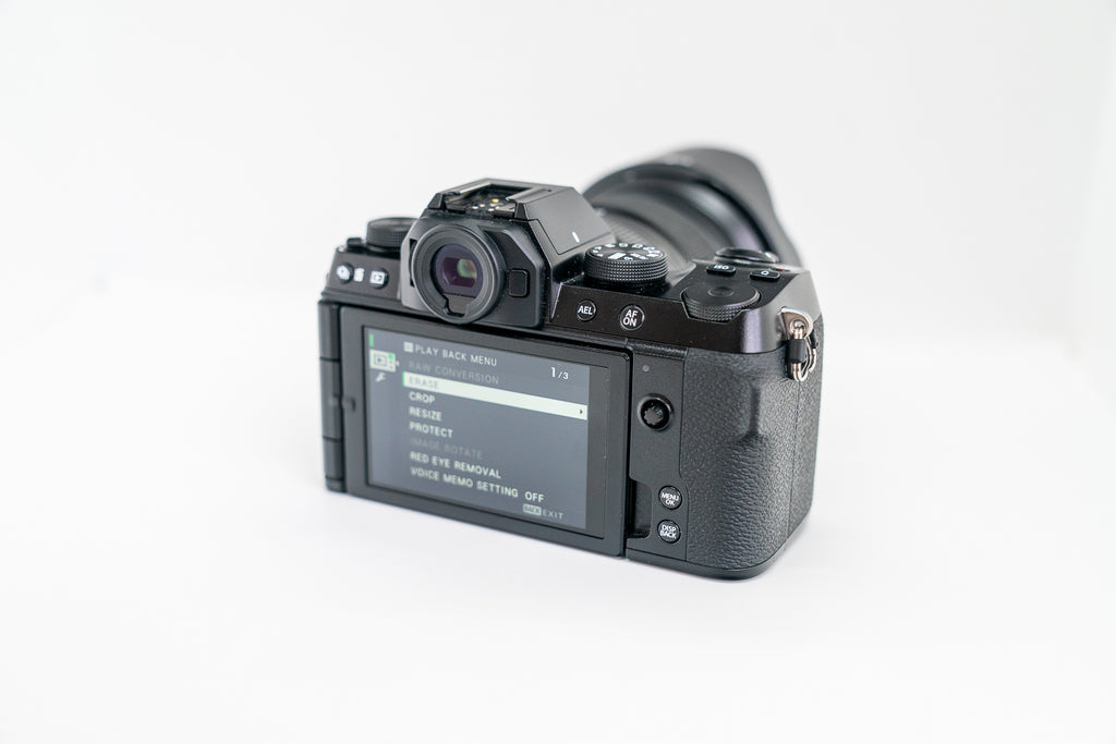 Fujifilm X-S10 + XF 16-80mm F4