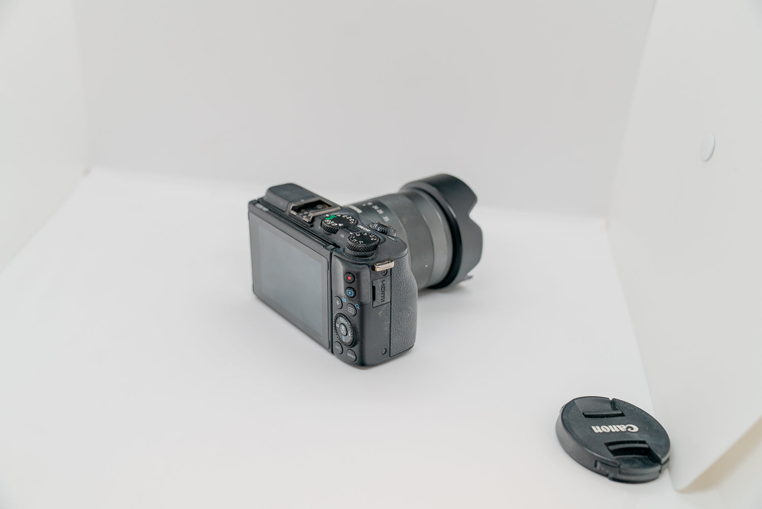 Canon M3 systemkamera + 2 objektiver