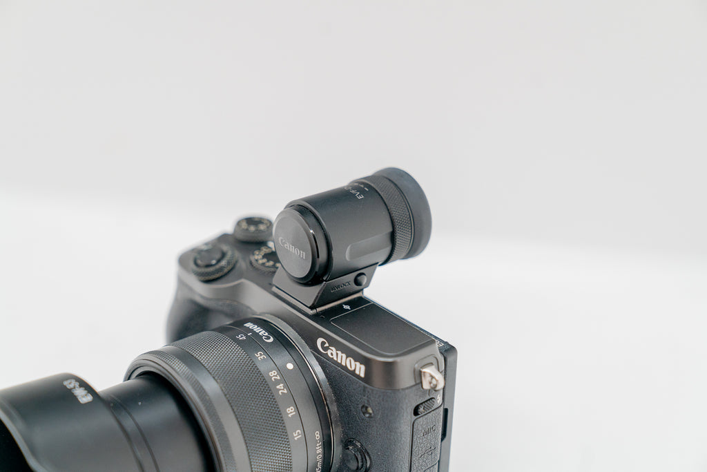 Canon M6 systemkamera + 4 objektiver